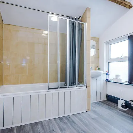 公寓 Urban Escape Bright & Spacious 3br 利兹