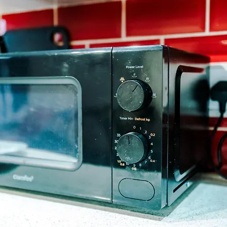 Urban Escape Bright & Spacious 3br Лідс