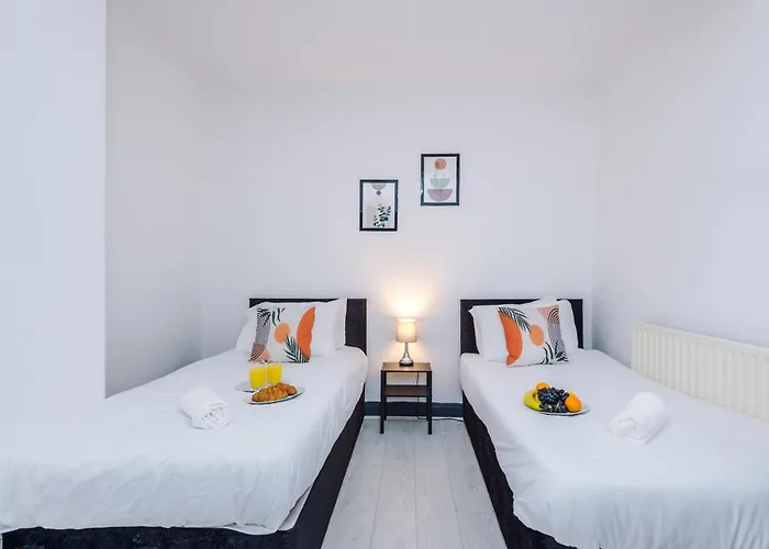 Urban Escape Bright & Spacious 3br 公寓 利兹