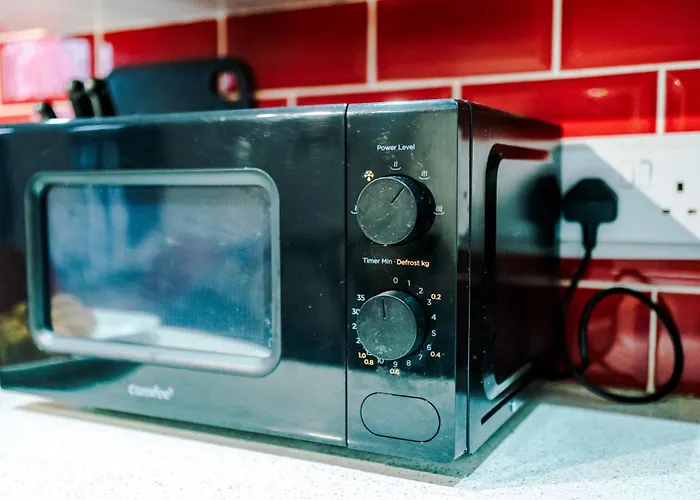 Urban Escape Bright & Spacious 3br 利兹