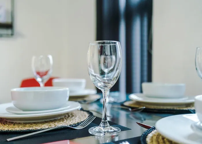 Urban Escape Bright & Spacious 3br * Лідс