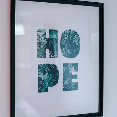 Urban Escape Bright & Spacious 3br *